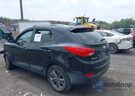 2015 Hyundai Tucson Se from USA, damaged, VIN KM8JU3AG7FU064068